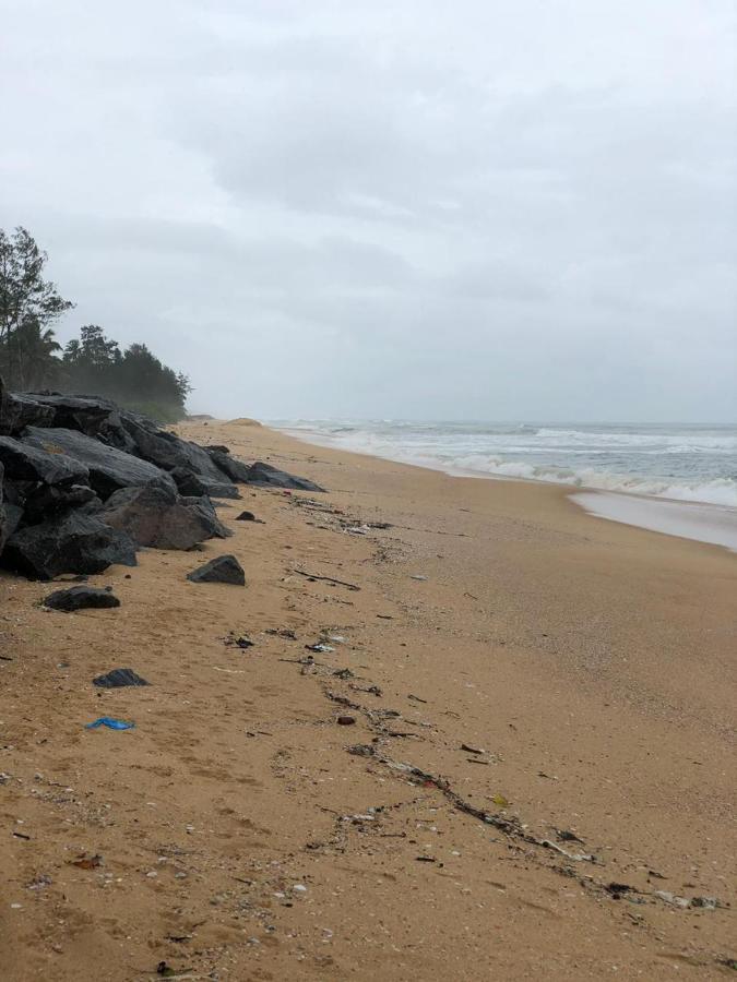 Saffronstays Blue Flag House, A 3-Bdr Beachfront Villa In Hejamady Mangalore Luaran gambar